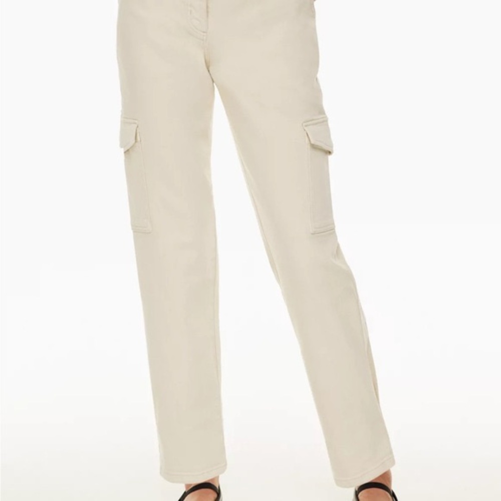 Aritzia Wilfred Modern Cargo pant in vegan leather, sand white, size 4